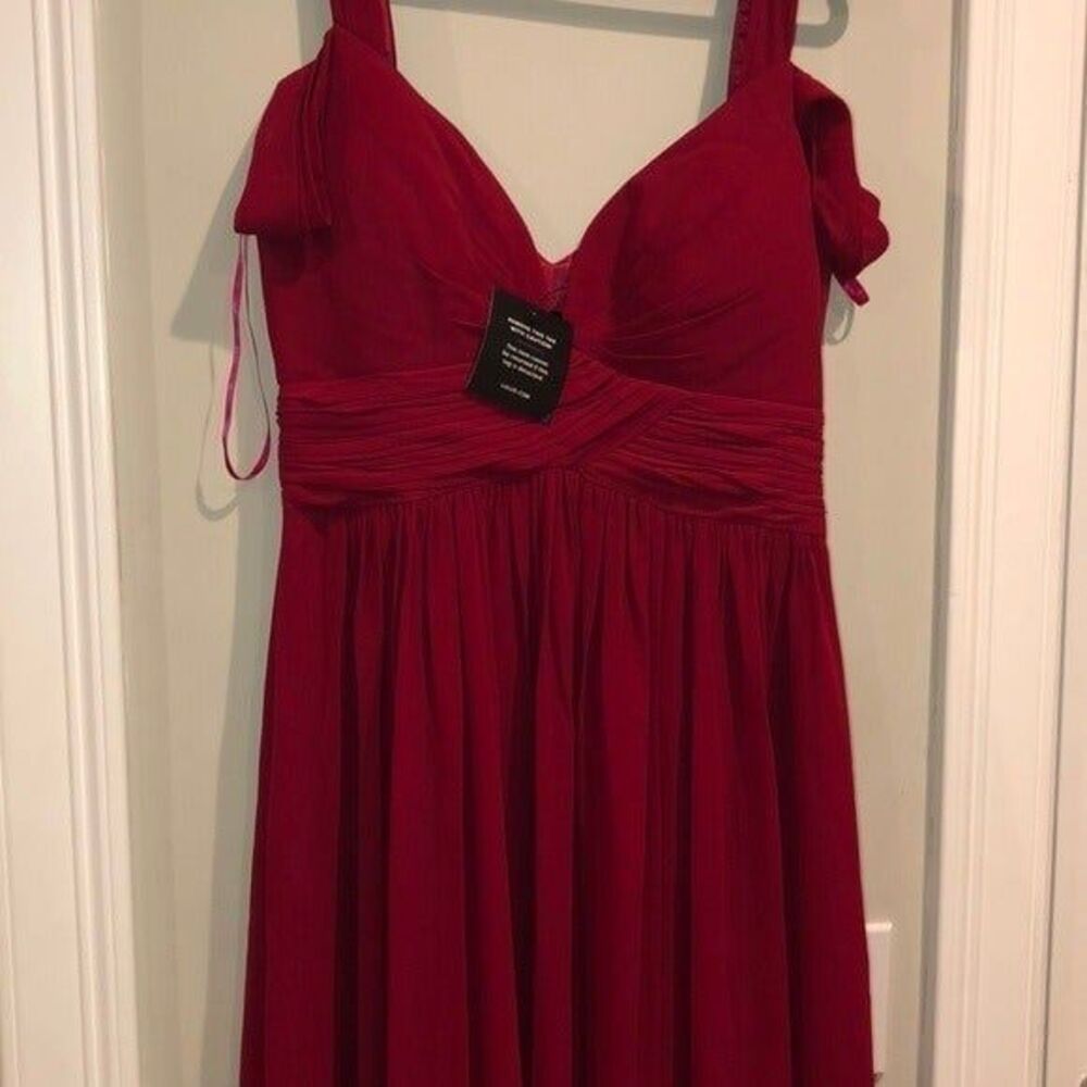Gorgeous Ocean of Elegance RedWine Gown - Picture 7 of 7